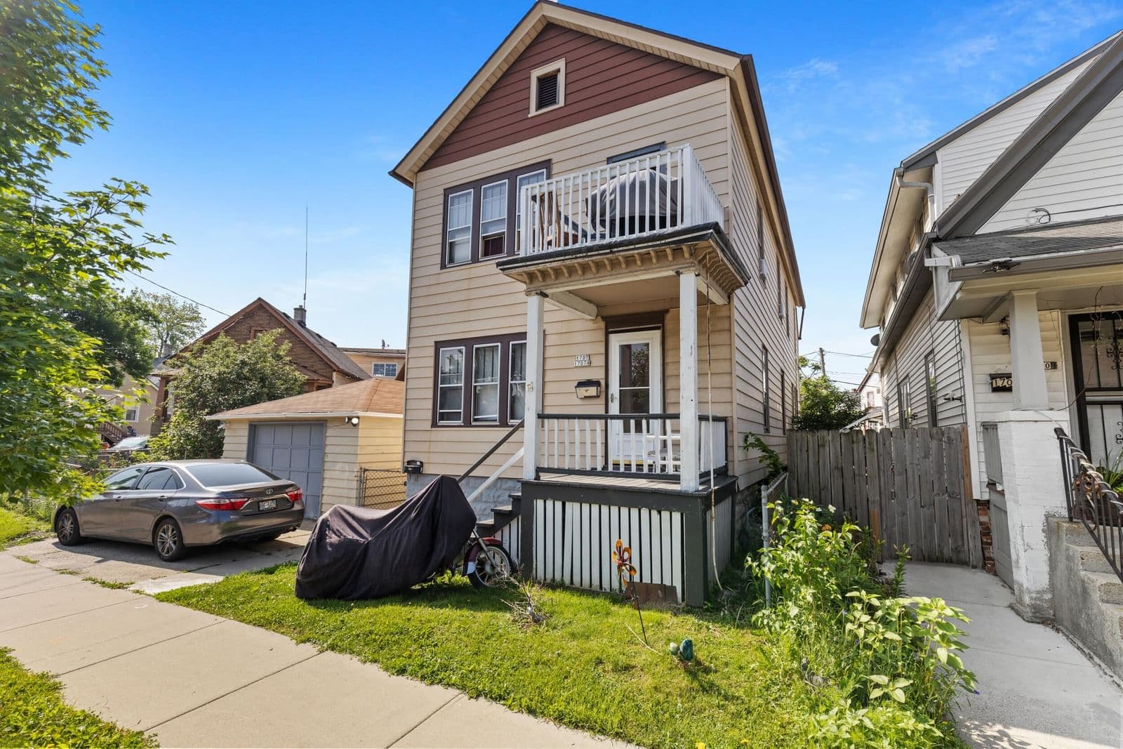 1707 Burnham